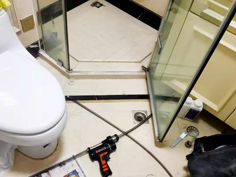 长沙卫浴安装及维修-长沙蹲便器漏水修理-长沙厕所马桶维修方案